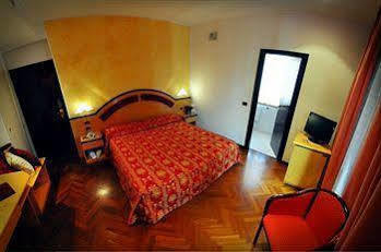 Regent Hotel 4*